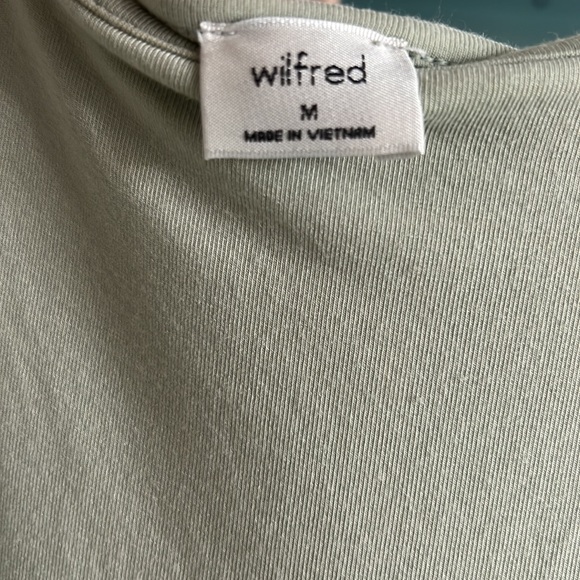 Aritzia Wilfred dress with pockets - Picture 2 of 2